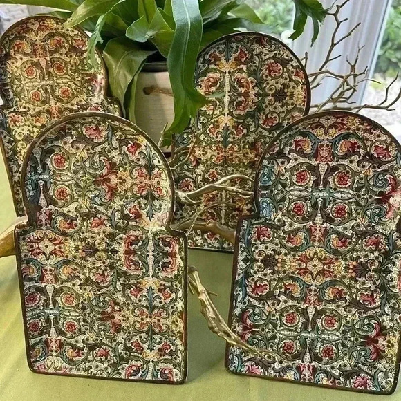 Other - VINTAGE
FOUR PAPER MACHE TRAYS
MADE IN JAPAN
BoHo Chic, Shabby Chic